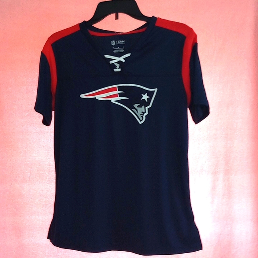 NFL Team Apparel Women's New England Patriots Polyester Shirt - Size Medium